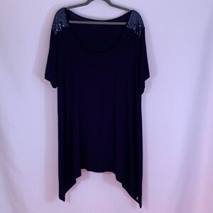 Pennington’s Navy Blue T-Shirt with Sequins